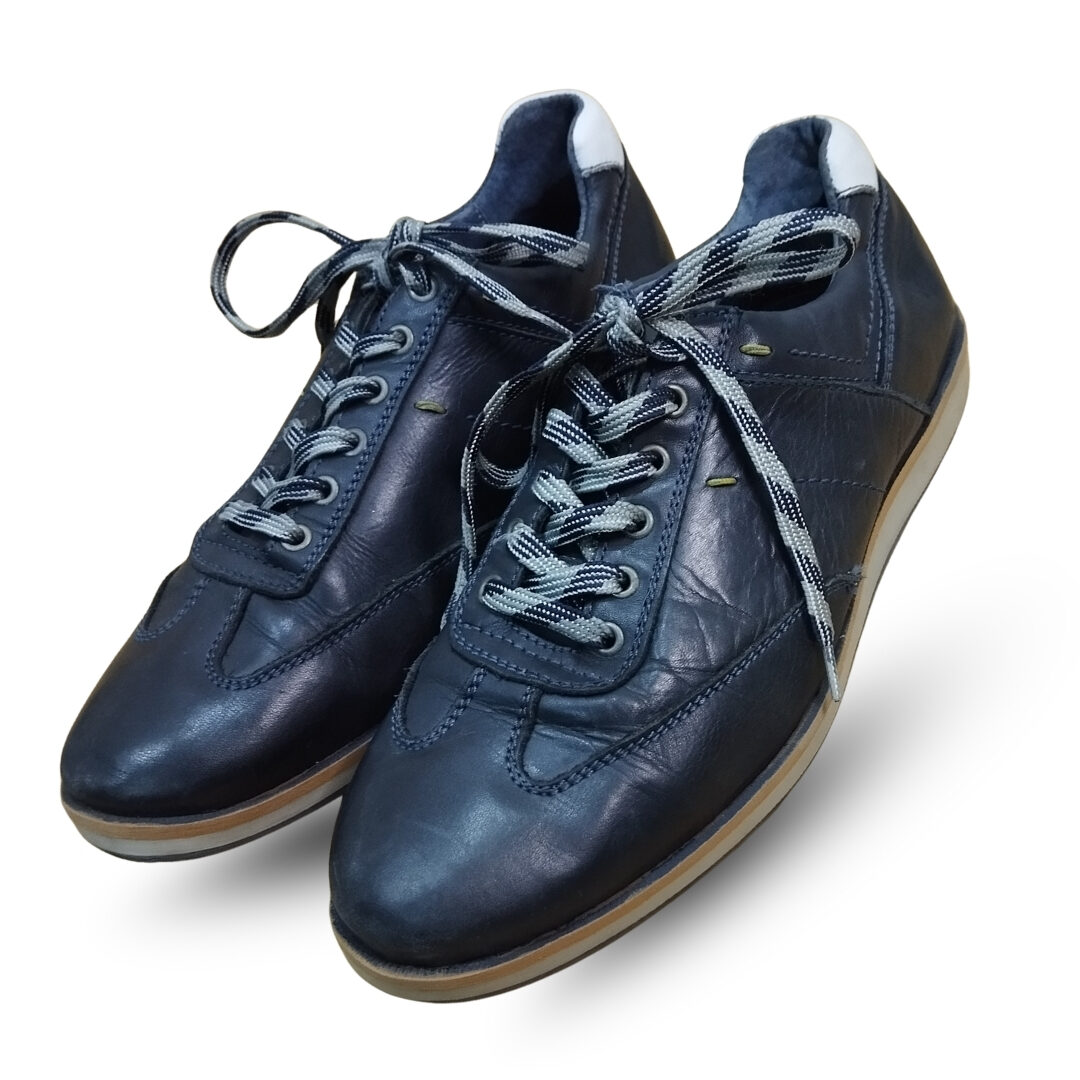 Blue Leather Flat Shoes